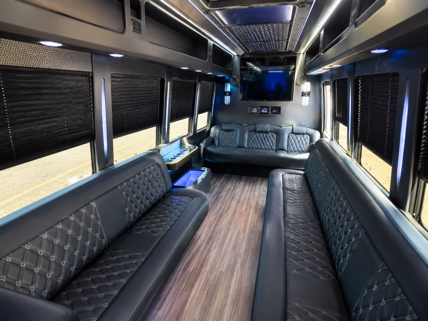 Louisville Homecoming & Prom Party Bus Rentals